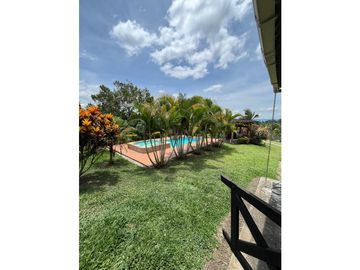 VENTA DE FINCA PRODUCTORA DE CAFE, PLATANO Y TURISMO