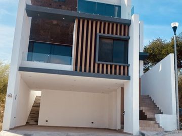 Casa en Venta, Vistas panorámicas, Alamo Sur, Santiago, Nuevo León
