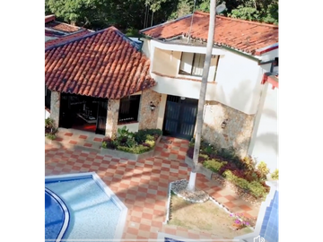 PREDIO HOTEL FAMILIAR DE VACACIONES EL MIRADOR VIA MELGAR GIRARDOT