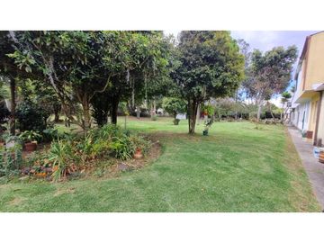 SE VENDE CASA VILLA DEL PRADO