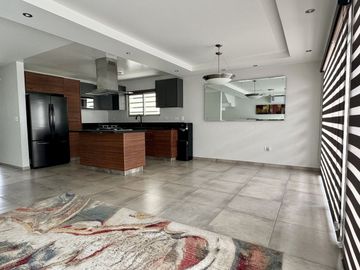 En venta casa equipada en Valparaíso Residencial