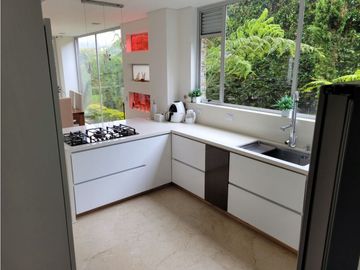 VENDO CASA ALTO PALMAS