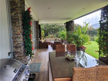 VENDO CASA ALTO PALMAS