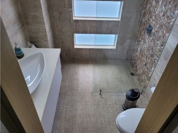 VENDO CASA ALTO PALMAS