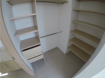 SE VENDE APARTAMENTO EN MARBELLA - Laguna del Cabrero