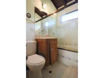 Venta casa campestre Urb. Los campanos de 2 niveles en Turbaco