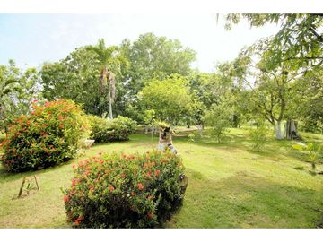 Venta casa campestre Urb. Los campanos de 2 niveles en Turbaco