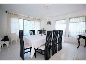 Venta casa campestre Urb. Los campanos de 2 niveles en Turbaco