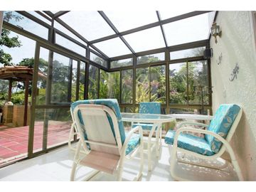 Venta casa campestre Urb. Los campanos de 2 niveles en Turbaco