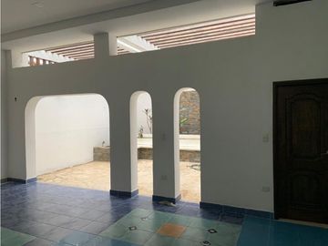 VENTA O ARRIENDO CASA BARRIO JARDN SANTA MARTA