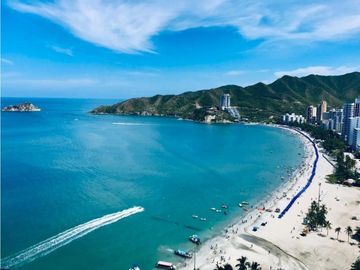 Apartamento Turístico con Vista al Mar en primera Línea Rodadero 036