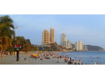 Apartamento Turístico con Vista al Mar en primera Línea Rodadero 036