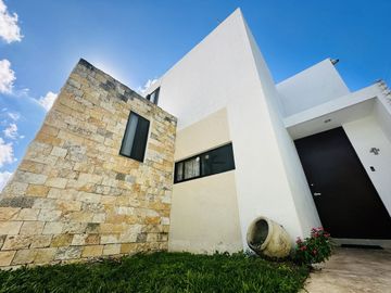 Casa en Venta en Residencial Aleza, Conkal