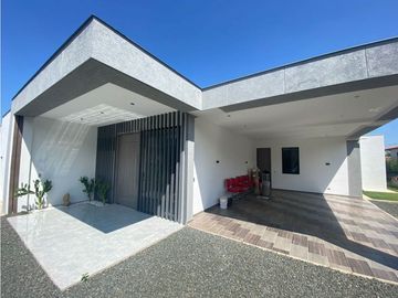 Finca en parcelación cerrada en venta Santa Elena El Cerrito Valle