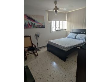 SE VENDE AMPLIA CASA EN CONJUNTO EN LOS ALPES