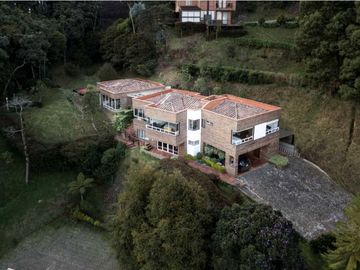 Encantadora Casa Campestre en Alto del Escobero, Retiro
