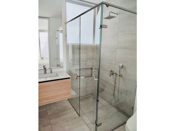 SE VENDE MODERNA CASA INTELIGENTE LA CUMBRE