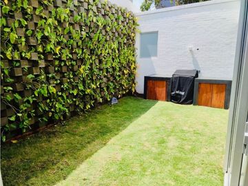 SE VENDE MODERNA CASA INTELIGENTE LA CUMBRE