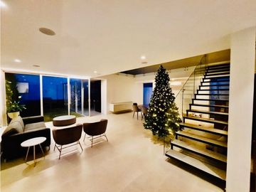 SE VENDE MODERNA CASA INTELIGENTE LA CUMBRE