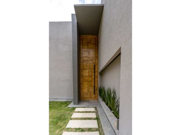 Casa nueva en Lago Calima Condominio La Irlanda