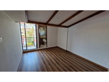ARRIENDO CASA EN LAS VILLAS