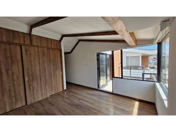 ARRIENDO CASA EN LAS VILLAS