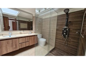 ARRIENDO CASA EN LAS VILLAS