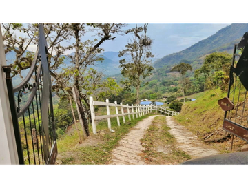 Maat vende finca en La Magdalena-Villeta 112.512m2 $1.200Millones