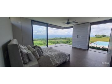 VENDO CASA CAMPESTRE LA MEJOR VISTA DEL EJE CAFETERO