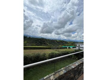 VENTA DE CASA CAMPESTRE EN CONDOMINIO ZONA EL  CAIMO