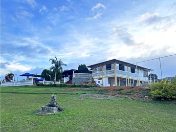 CASA CAMPESTRE EN VENTA, EL CARMEN, DAGUA, VALLE DEL CAUCA