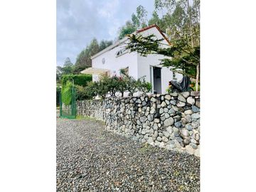 Venta de casa en el lago calima valle del cauca