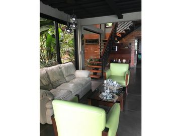 Casa campestre en condominio para la venta en la buitrera,Cali !!!