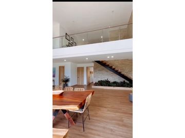 Casa campestre en condominio para la venta en via las palmas Medellin!