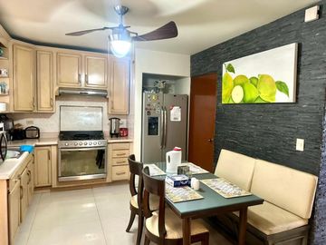 CASA EN VENTA CUMBRES 5° SECTOR  ¡¡OPORTUNIDAD !!