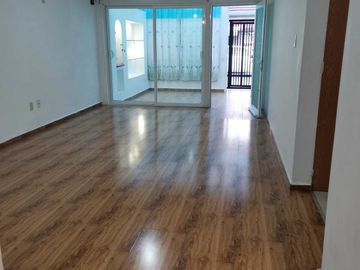 CASA EN VENTA VALLE DORADO, TLALNEPANTLA