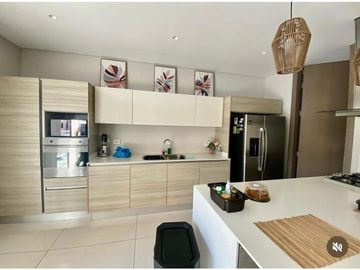 VENTA DE APARTAMENTO EN SECTOR DE ALTO PRADO