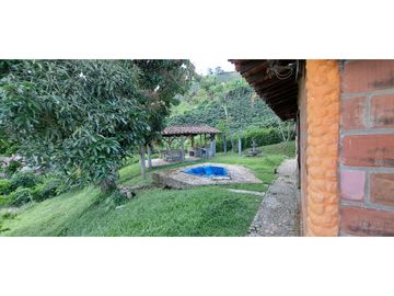 VENDO CASA FINCA EN FREDONIA