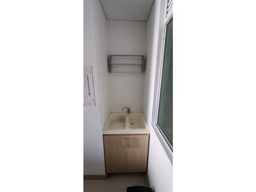 APARTAMENTO CON VISTA Y SALIDA AL. MAR PLAYA SALGUERO