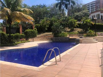 Venta Apto en los cristales oeste cali