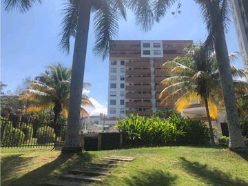 Venta Apto en los cristales oeste cali