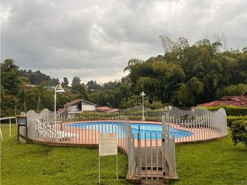 VENTA CASA CAMPESTRE VA ARMENIA PEREIRA