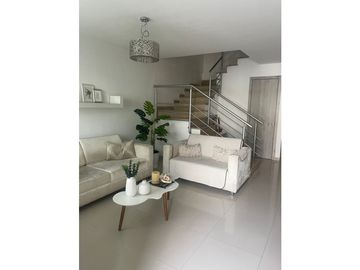 VENDO CASA CONJUNTO EN SECTOR DE MAYOR VALORIZACION