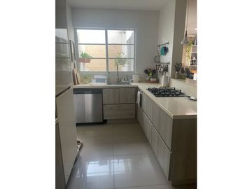 VENDO CASA CONJUNTO EN SECTOR DE MAYOR VALORIZACION