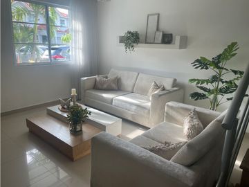 VENDO CASA CONJUNTO EN SECTOR DE MAYOR VALORIZACION
