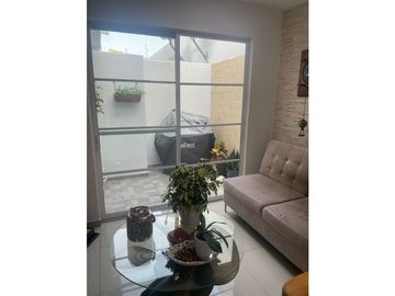 VENDO CASA CONJUNTO EN SECTOR DE MAYOR VALORIZACION