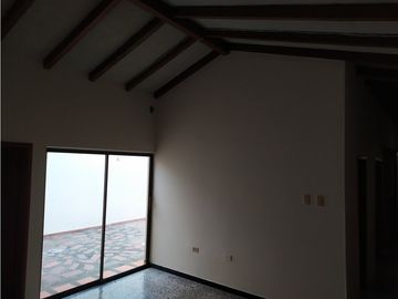Vendo Magnifica casa cuatrialcobas Norte Cali Barrio La FLora