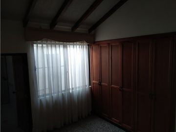 Vendo Magnifica casa cuatrialcobas Norte Cali Barrio La FLora