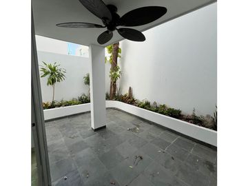 SE VENDE CASA EN VILLA CAMPESTRE