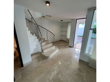 SE VENDE CASA EN VILLA CAMPESTRE